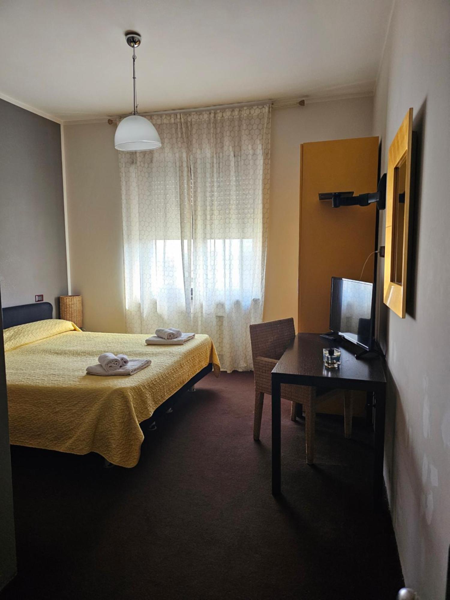 Hotel Arcadia None Exteriör bild